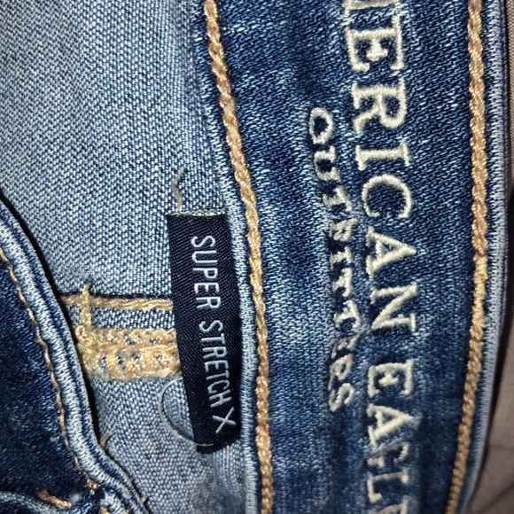American Eagle Super Stretch Jeans - Picture 2 of 2